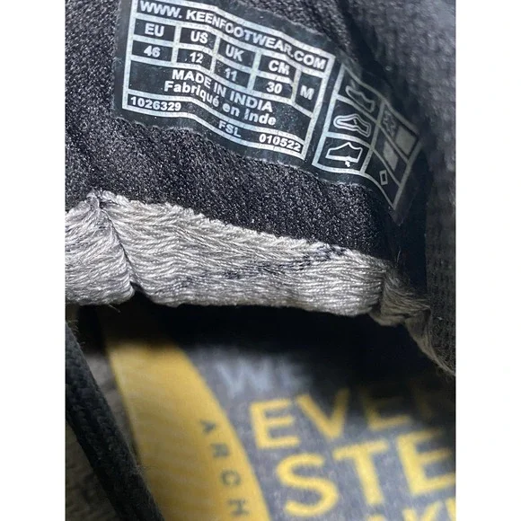Keen Men Shoe Size 12 - Picture 5 of 6